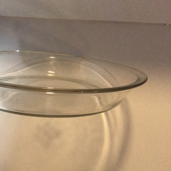 Pyrex - round - 210 - for oven and microwave no stove top or broiler. 25cm - Picture 10 of 11